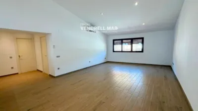 Apartment in Centre photo 12