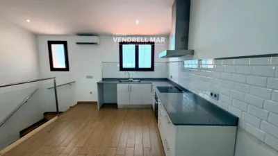 Apartment in Centre photo 3