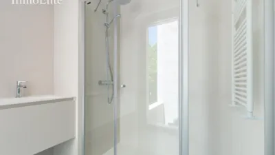 Semi-detached house in Av. Europa area photo 31