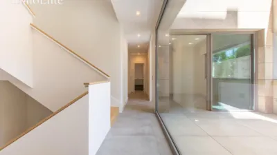 Semi-detached house in Av. Europa area photo 19