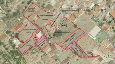 Terreno en venta en Carrer de la Creu, cerca de Calle de las Escuelas - Vista 2