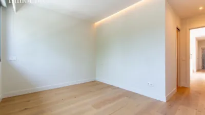 Semi-detached house in Av. Europa area photo 22