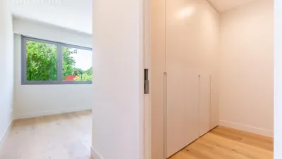Semi-detached house in Av. Europa area photo 20