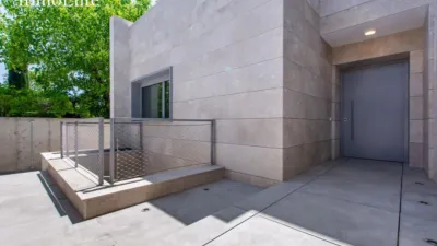 Semi-detached house in Av. Europa area photo 5