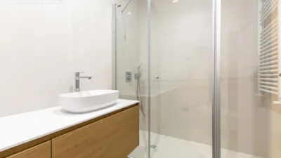 Semi-detached house in Av. Europa area photo 26