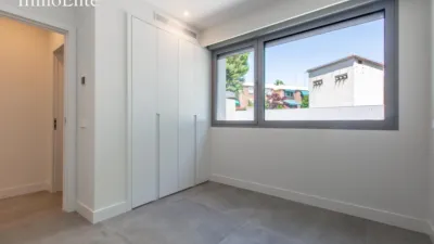 Semi-detached house in Av. Europa area photo 15