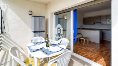 Apartment at Carrer de la Pujada del Puig Rom, 32 photo 8