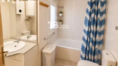 Apartment on Carrer d'Álvaro de Bazán photo 8