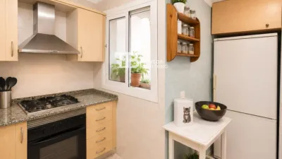 Apartment on Carrer d'Álvaro de Bazán photo 3