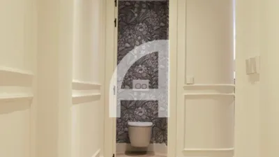Apartment in Salamanca District photo 20