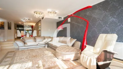 Chalet in Canyelles-La Montgoda photo 11