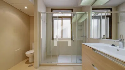 Apartment in Salamanca District photo 40