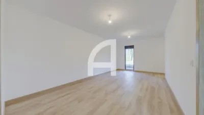 Chalet in Villafranca del Castillo photo 26
