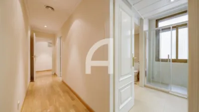 Apartment in Salamanca District photo 38