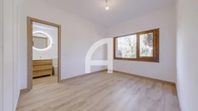 Chalet in Villafranca del Castillo photo 45