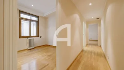 Apartment in Salamanca District photo 46