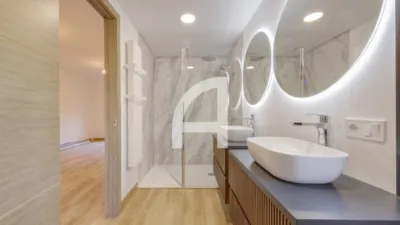 Chalet in Villafranca del Castillo photo 29