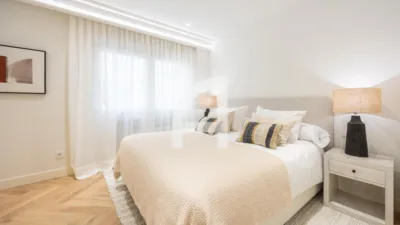 Apartment in Salamanca District photo 10