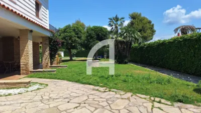 House in Can Girona-Terramar-Vinyet photo 4