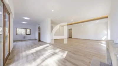 Chalet in Villafranca del Castillo photo 8