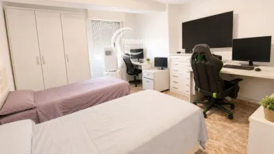 Apartment on Rafael Sánchez Seva Street photo 9