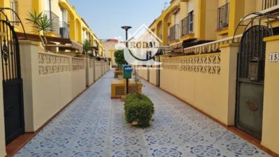 Casa adosada en Carretera de Torrecárdenas, 50 photo 3