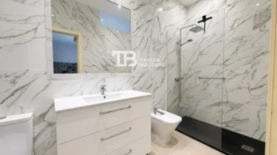 Ground Floor Flat in Passatge de Dante photo 11