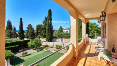 Chalet on Avinguda dels Masos photo 16