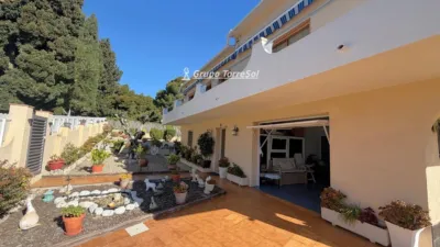 Chalet on Avinguda dels Masos photo 11