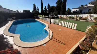 Chalet on Avinguda dels Masos photo 5