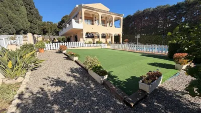 Chalet on Avinguda dels Masos photo 19
