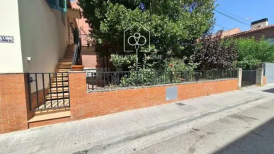 House in the Centre photo 2