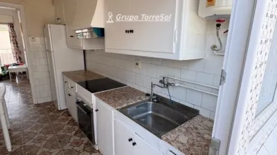 Apartment on Elda Street photo 39