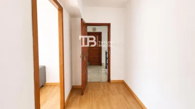 Apartment on Carrer de Robert Graves photo 11