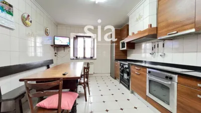Chalet on Avenida del Gorbea photo 4