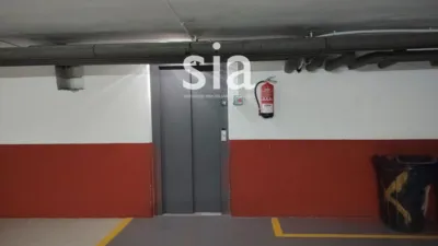 Apartment on Calle de Santiago Ramón y Cajal photo 39