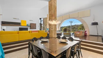 Chalet in Ciudalcampo photo 8