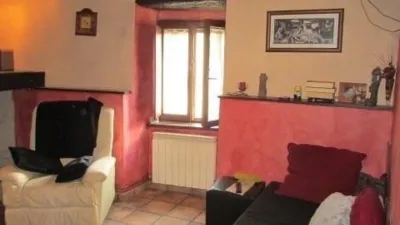 House on Jasqueta Street photo 8