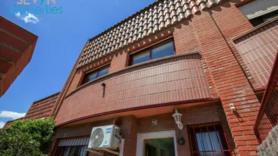 Terraced house on Calle de la Cherna photo 3