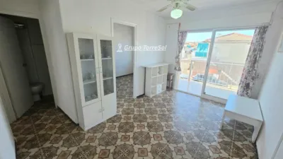 Apartment on Elda Street photo 2