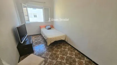 Apartment on Elda Street photo 7