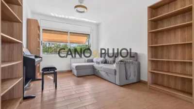 Penthouse on Carrer d'Antoni Sedó photo 23