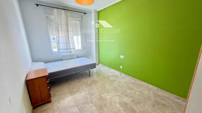 Piso en calle Alba photo 12