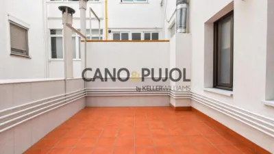 Apartment on Carrer del Consell de Cent photo 19