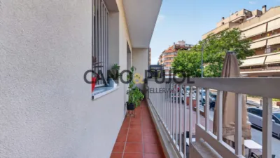 Apartment on Carrer del Consell de Cent photo 6
