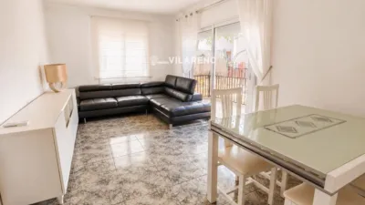 Semi-detached house on Carrer de Xile photo 12