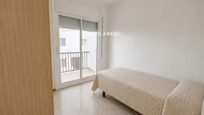 Semi-detached house on Carrer de Xile photo 23