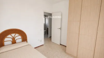 Semi-detached house on Carrer de Xile photo 22