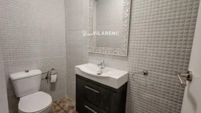 Semi-detached house on Carrer de Xile photo 15