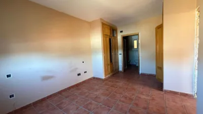 Terraced house in Tórtola de Henares photo 14